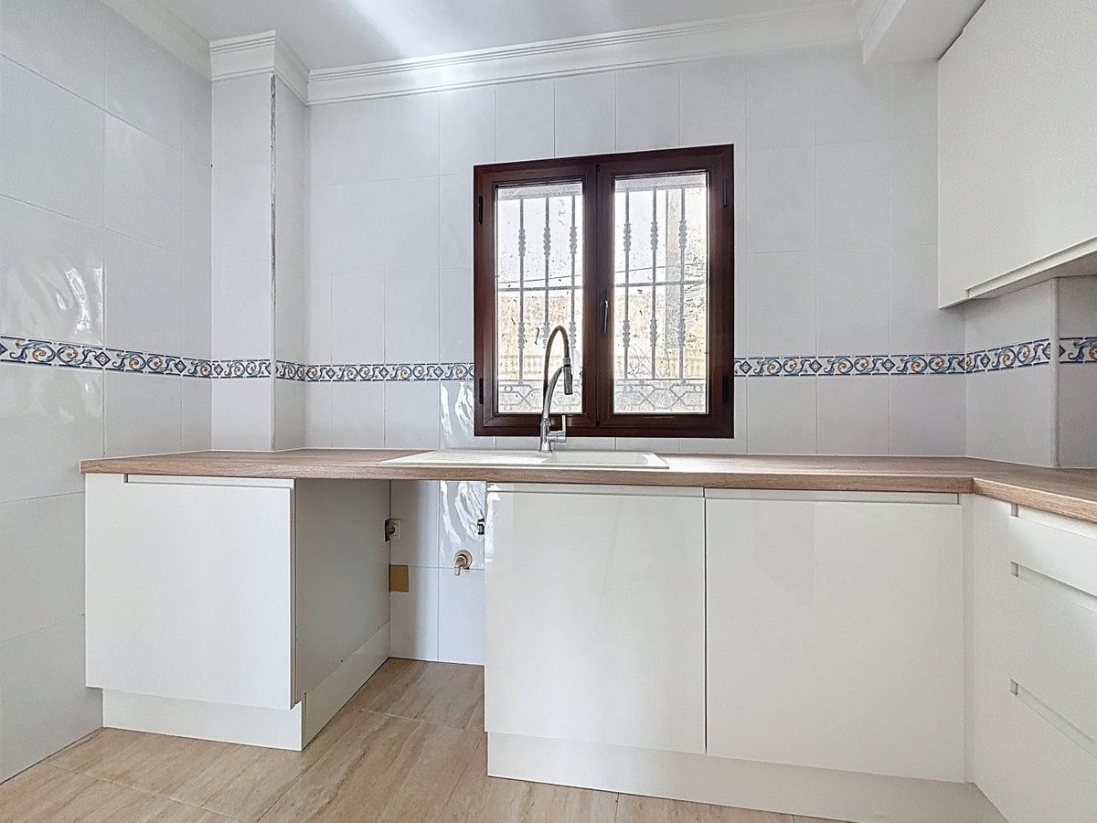 Te koop Vrijstaande Villa Costa Del Sol Algarrobo € 480.000,-