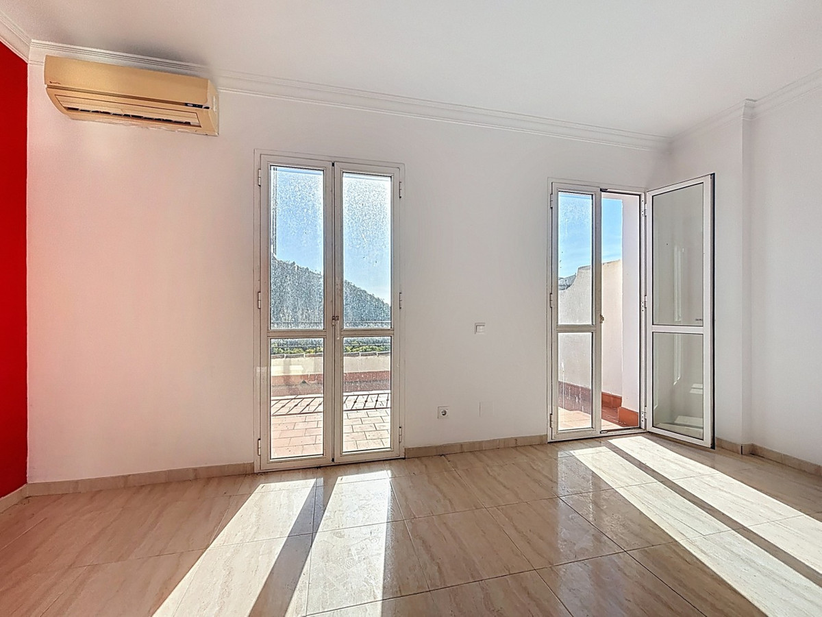 Te koop Vrijstaande Villa Costa Del Sol Algarrobo € 480.000,-