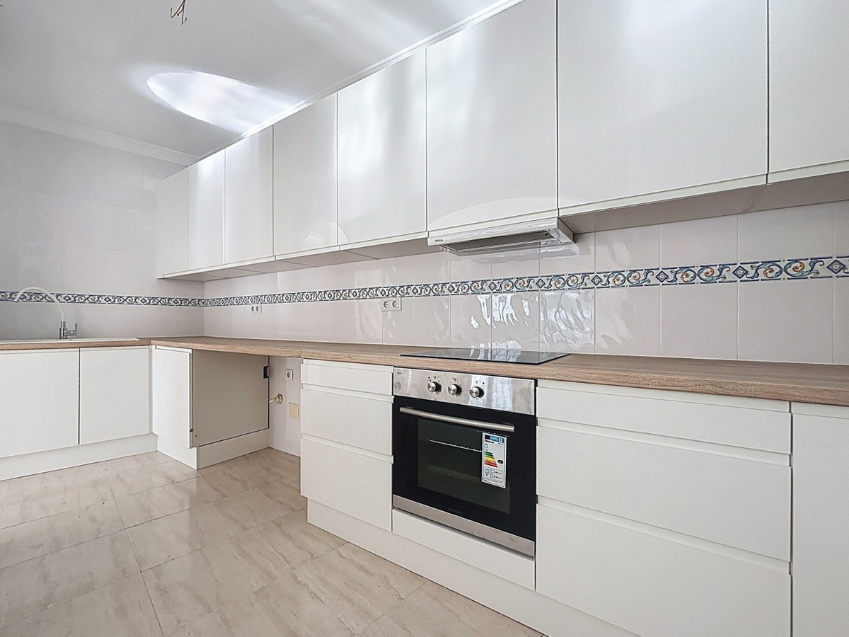 Te koop Vrijstaande Villa Costa Del Sol Algarrobo € 480.000,-