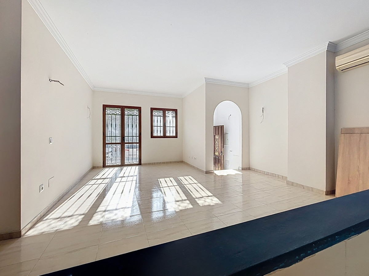 Te koop Vrijstaande Villa Costa Del Sol Algarrobo € 480.000,-