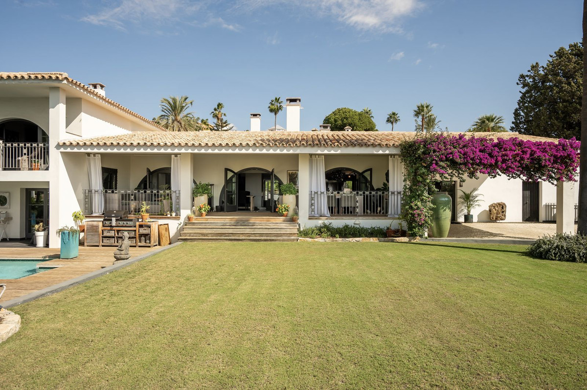Te koop Vrijstaande Villa Costa Del Sol El Paraiso € 3.195.000,-