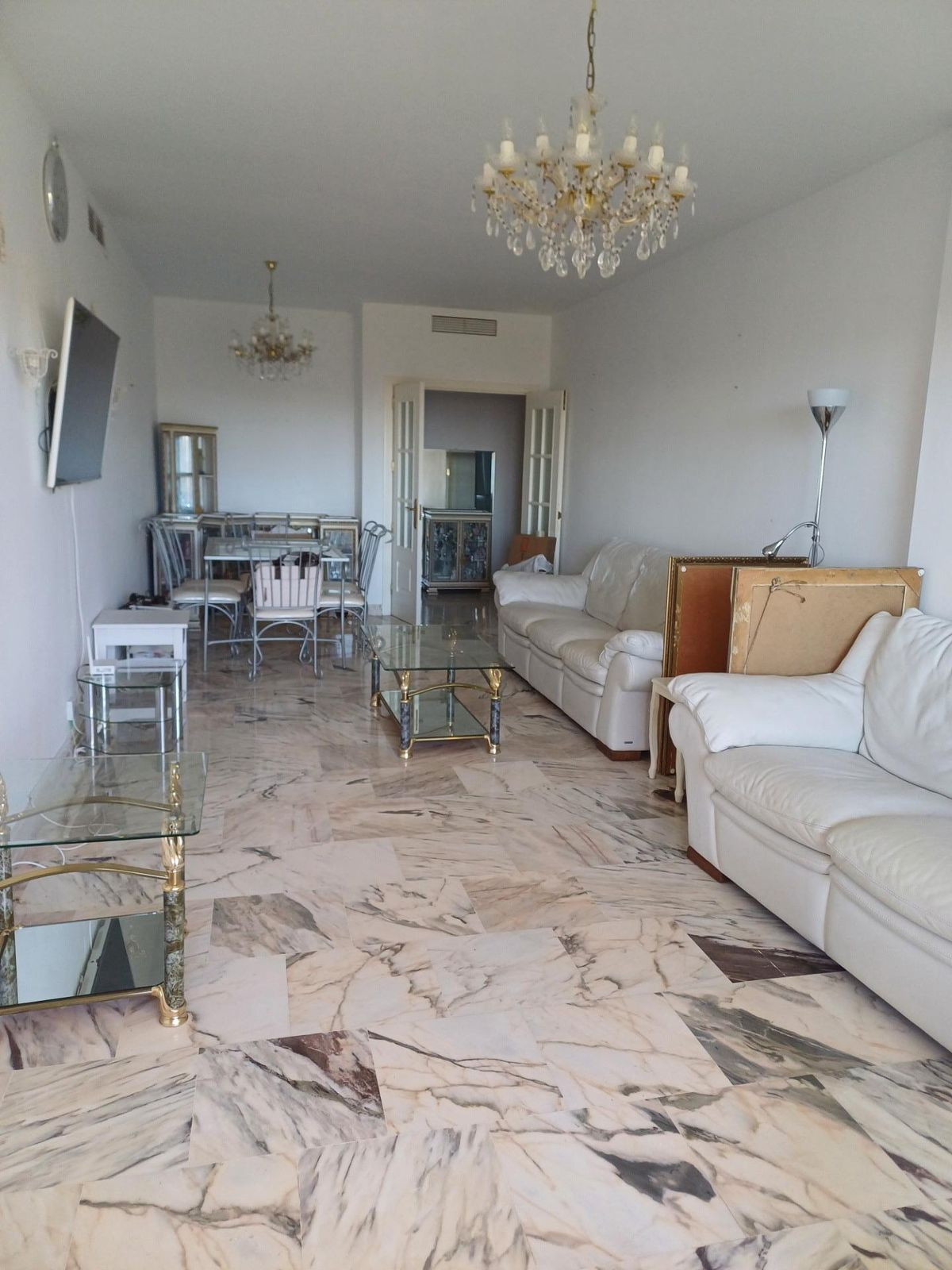 Te koop Middle Floor Apartment Costa Del Sol La Cala De Mijas € 450.000,-