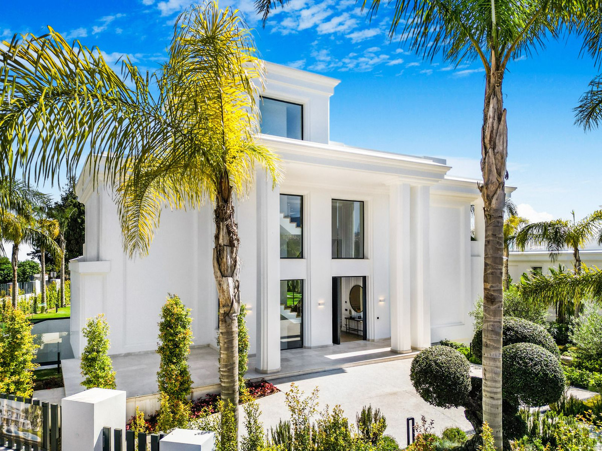 Te koop Vrijstaande Villa Costa Del Sol Marbella € 6.400.000,-