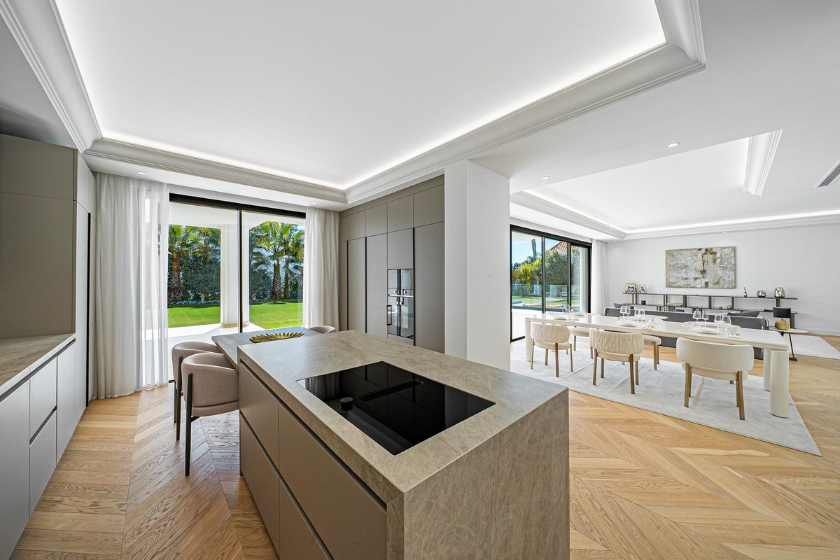 Te koop Vrijstaande Villa Costa Del Sol Marbella € 6.400.000,-