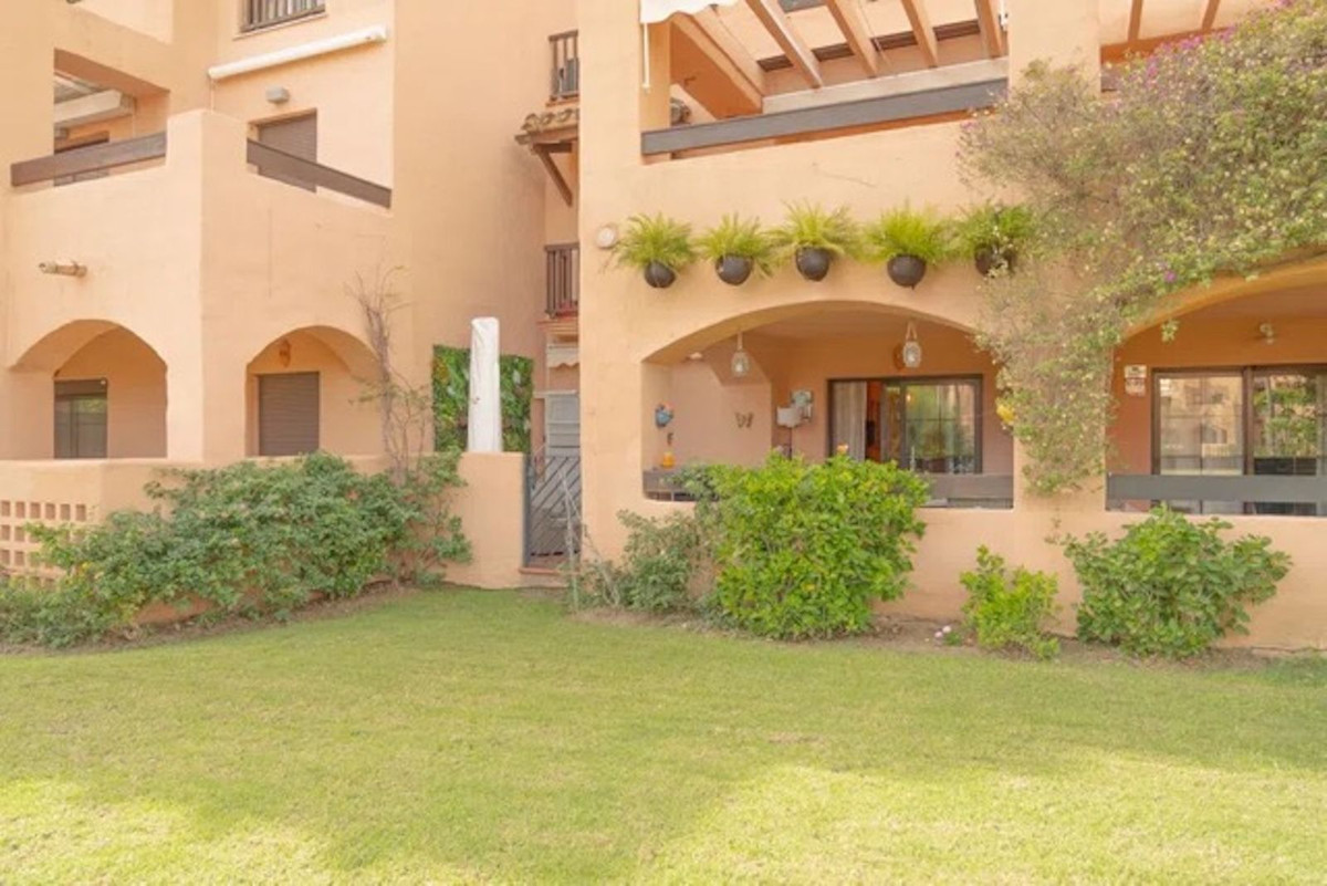 Te koop Gelijkvloers appartement Costa Del Sol Estepona € 410.000,-