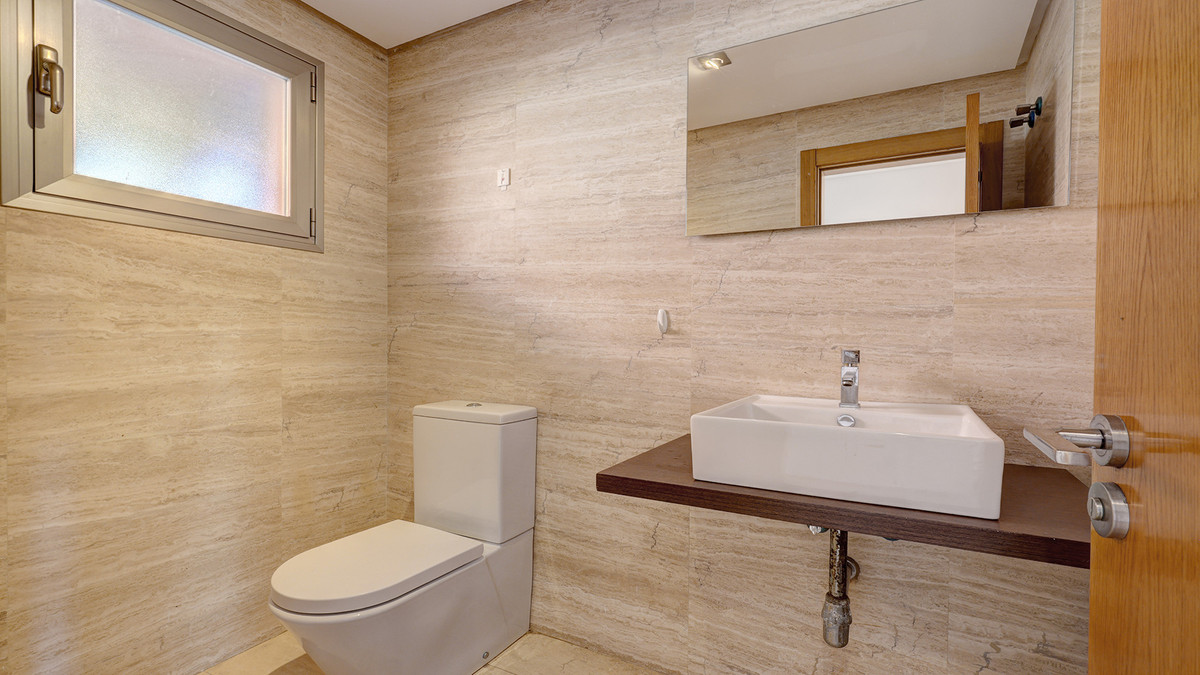 Te koop Herenhuis Costa Del Sol Manilva € 400.000,-