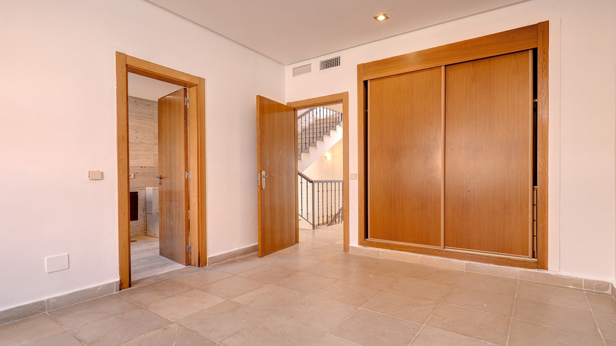 Te koop Herenhuis Costa Del Sol Manilva € 400.000,-