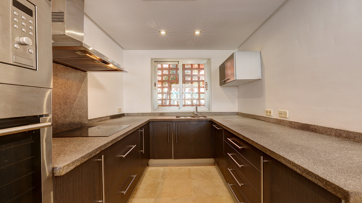 Te koop Herenhuis Costa Del Sol Manilva € 400.000,-