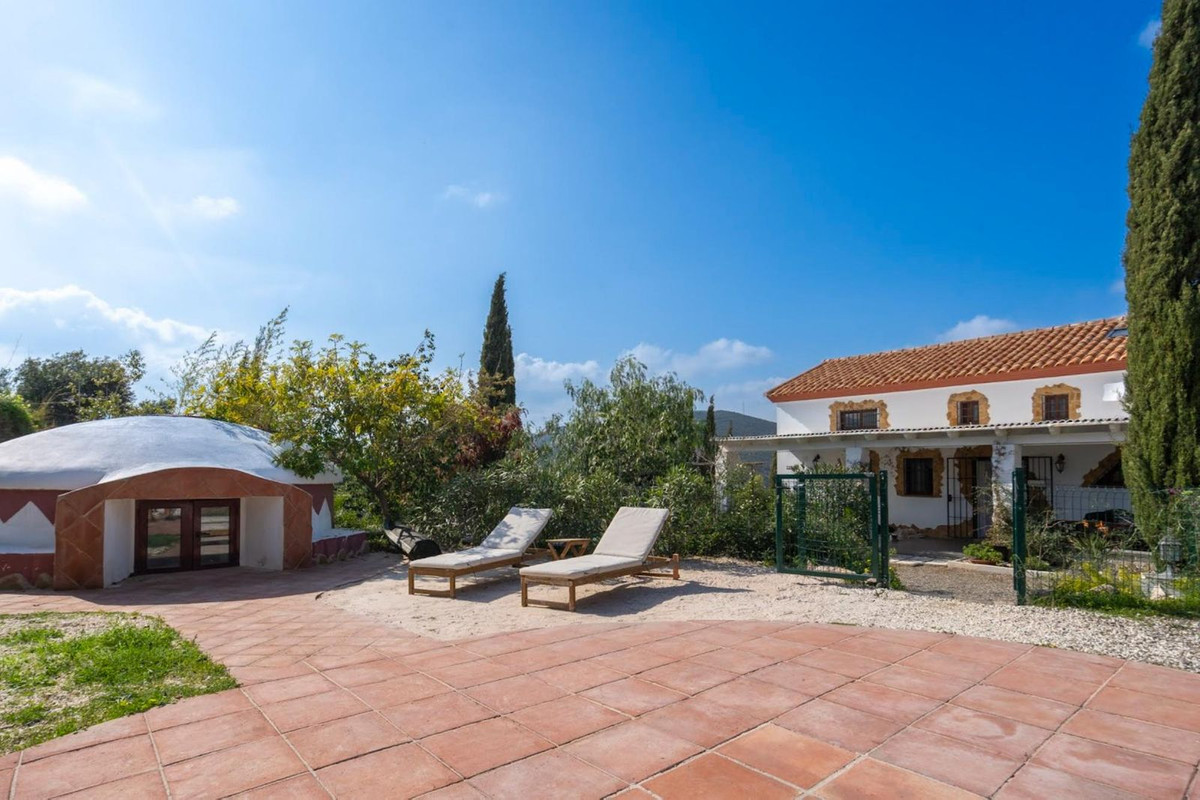 Te koop Finca - Cortijo Costa Del Sol Coín € 597.000,-