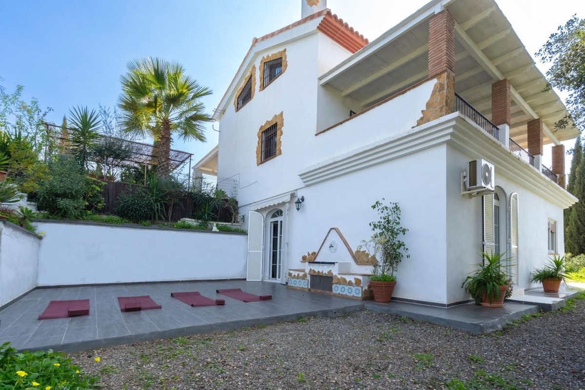 Te koop Finca - Cortijo Costa Del Sol Coín € 597.000,-