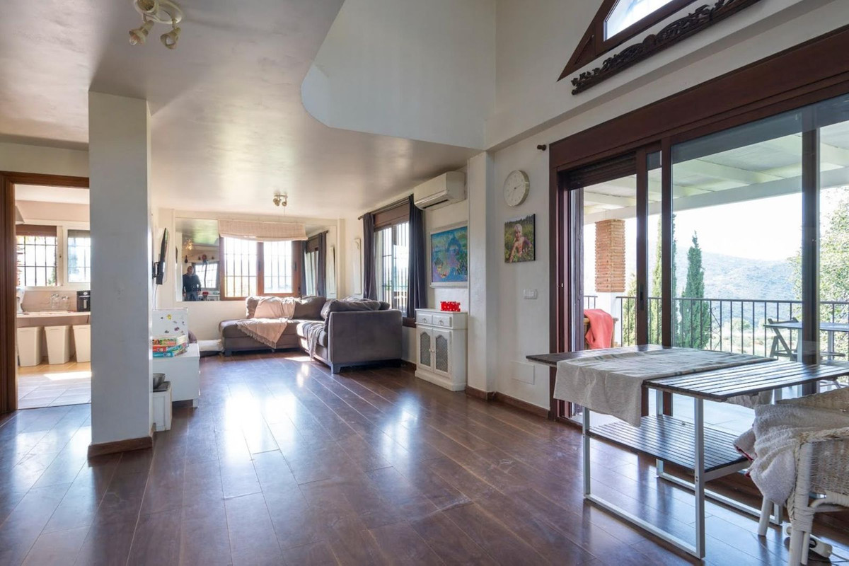 Te koop Finca - Cortijo Costa Del Sol Coín € 597.000,-