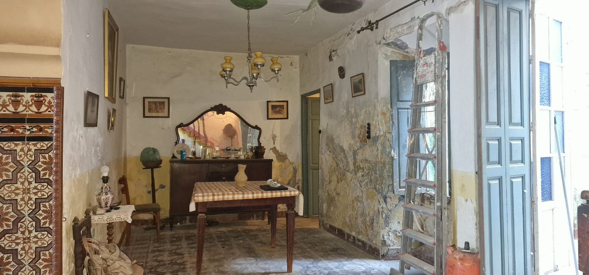 Te koop Herenhuis Costa Del Sol Casarabonela € 363.000,-