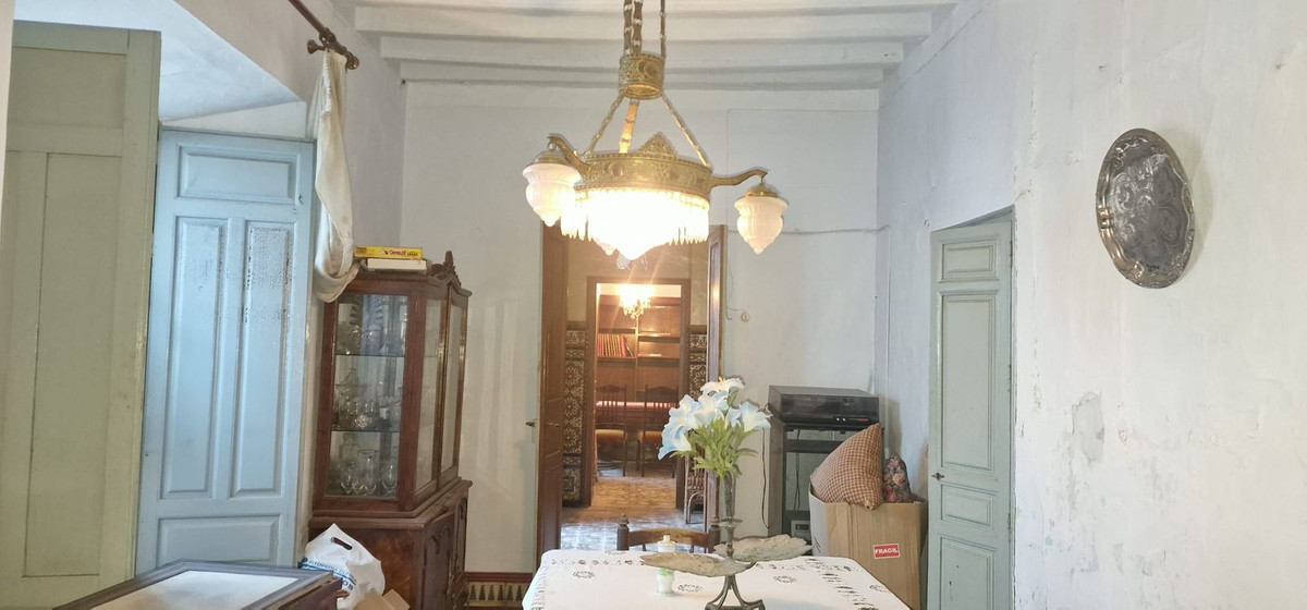 Te koop Herenhuis Costa Del Sol Casarabonela € 363.000,-