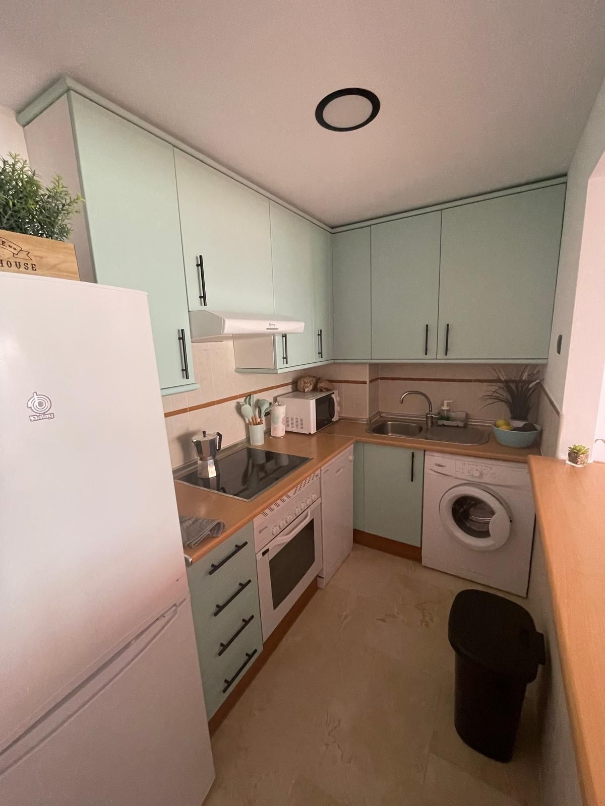 Te koop Middle Floor Apartment Costa Del Sol Casares Playa € 184.400,-