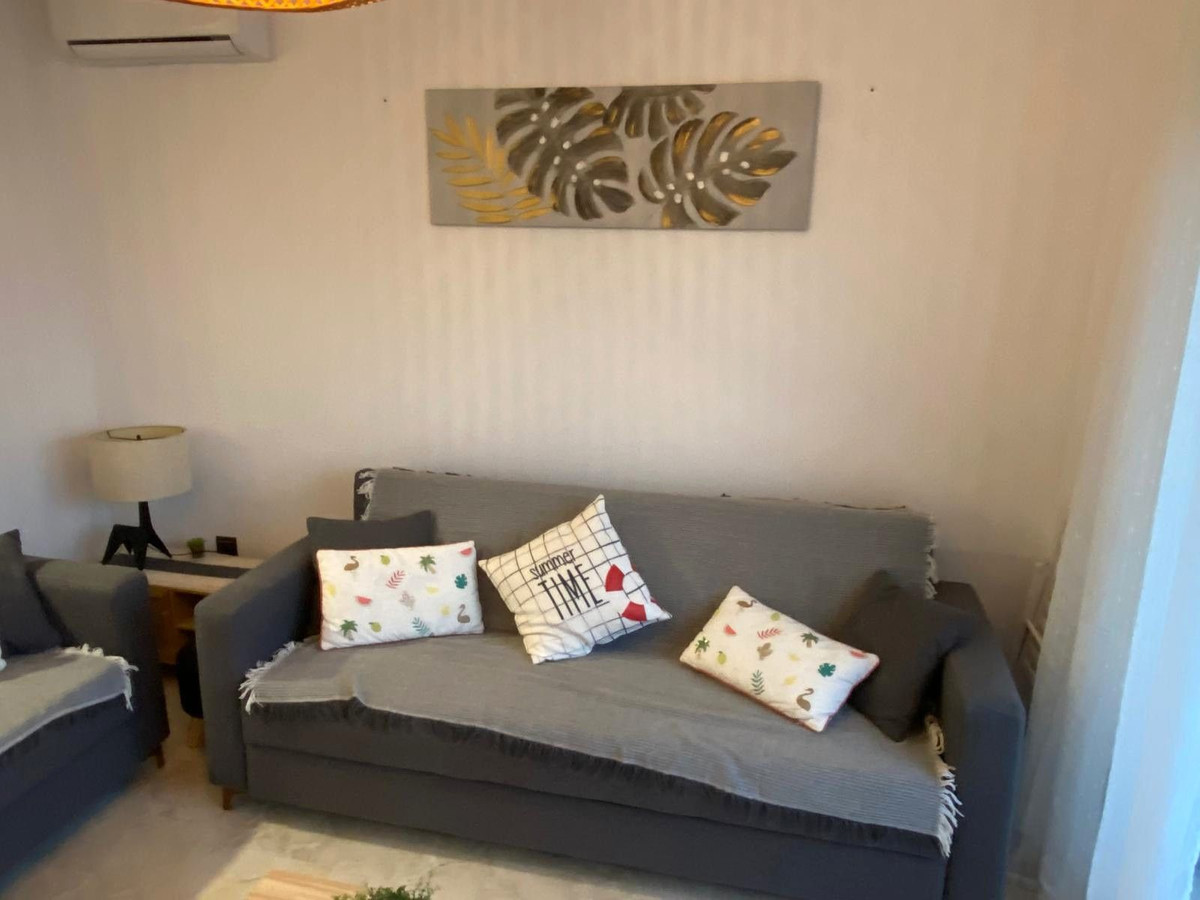 Te koop Middle Floor Apartment Costa Del Sol Casares Playa € 184.400,-