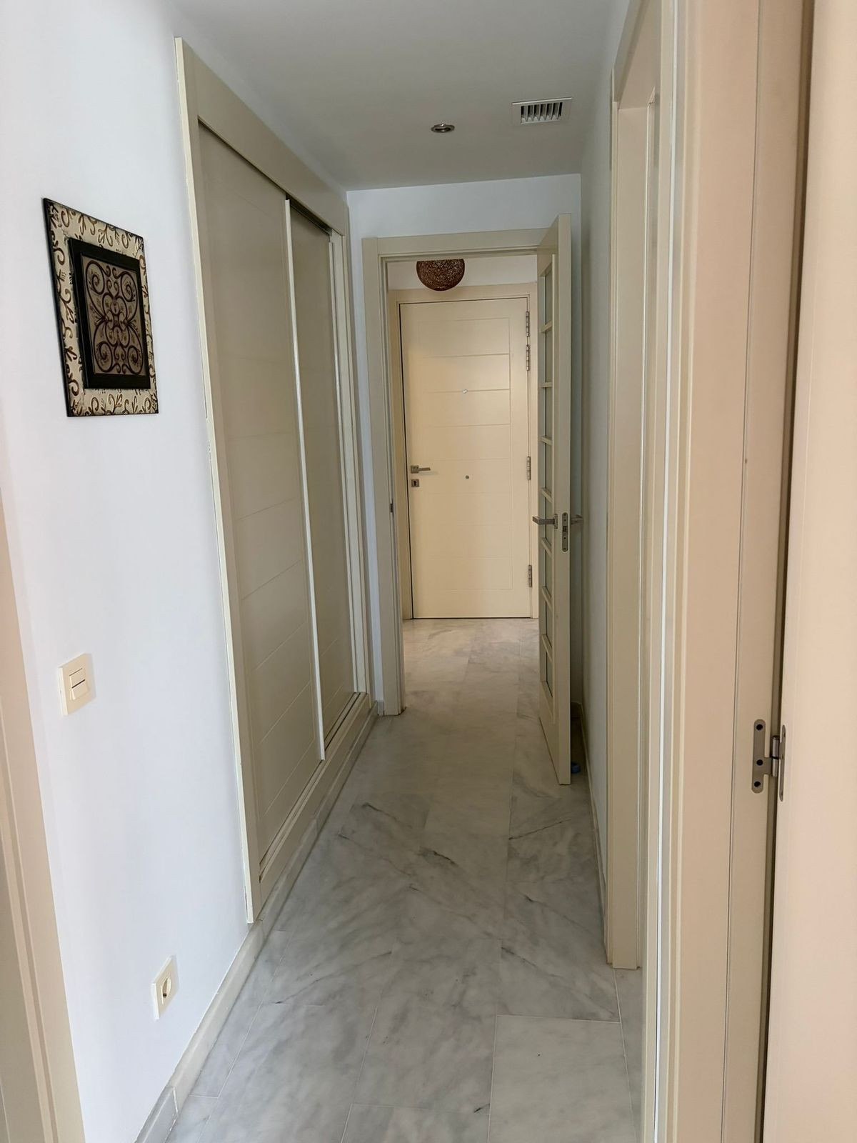 Te koop Middle Floor Apartment Costa Del Sol Estepona € 319.000,-