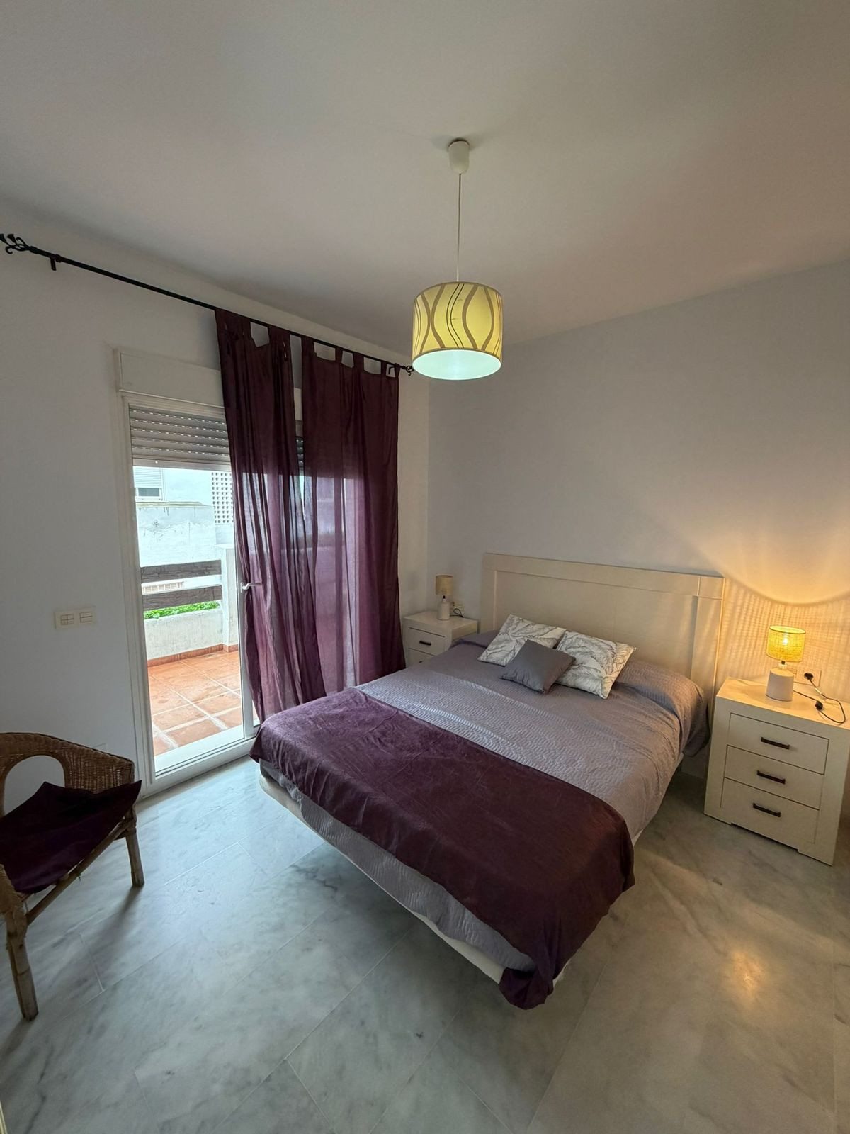 Te koop Middle Floor Apartment Costa Del Sol Estepona € 319.000,-