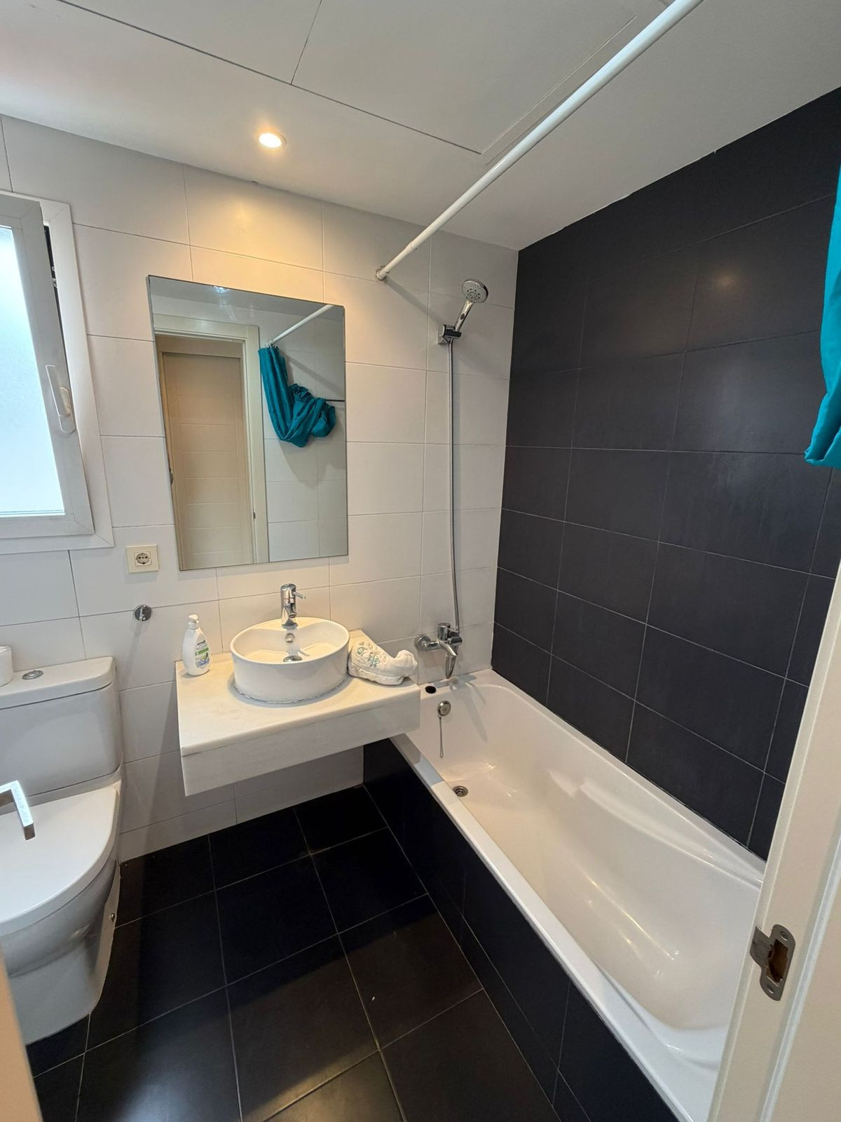 Te koop Middle Floor Apartment Costa Del Sol Estepona € 319.000,-