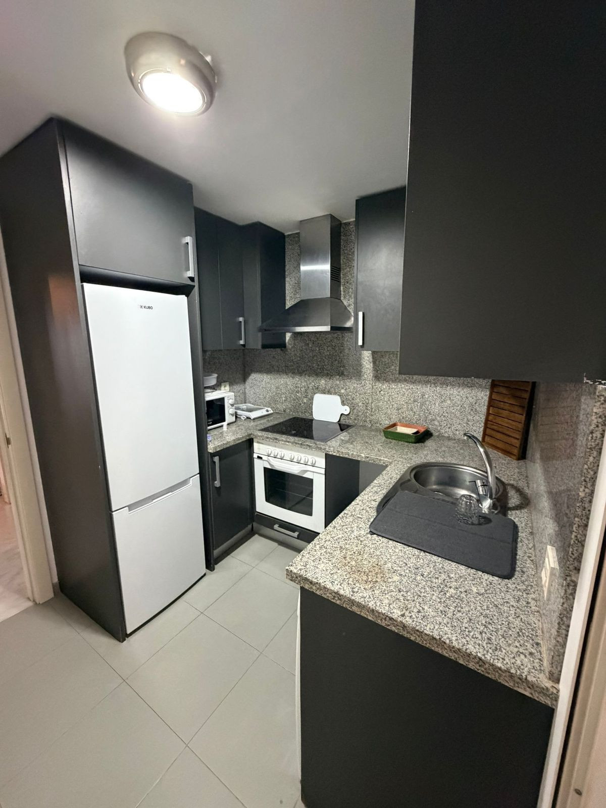 Te koop Middle Floor Apartment Costa Del Sol Estepona € 319.000,-