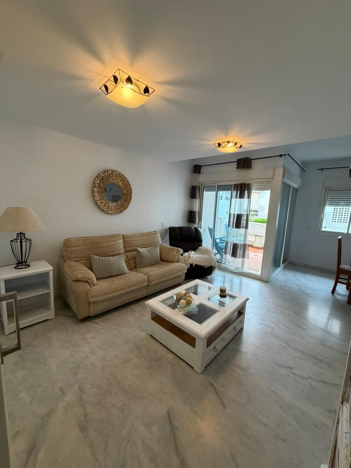 Te koop Middle Floor Apartment Costa Del Sol Estepona € 319.000,-