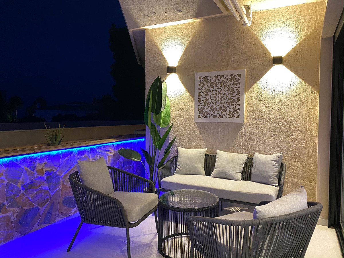 Te koop Herenhuis Costa Del Sol Atalaya € 375.000,-