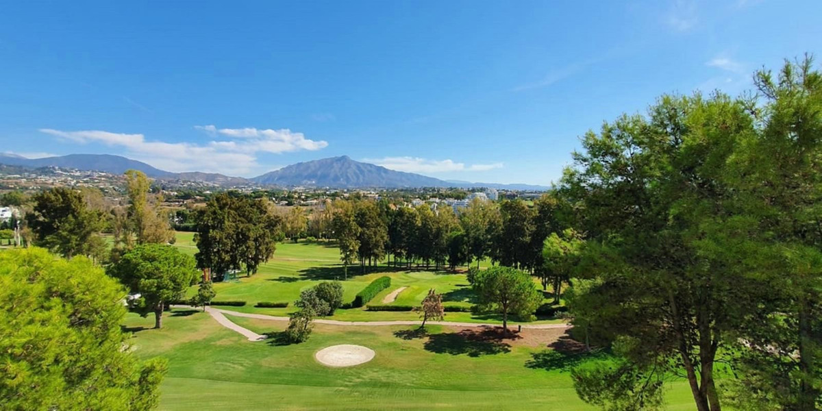 Te koop Herenhuis Costa Del Sol Atalaya € 375.000,-