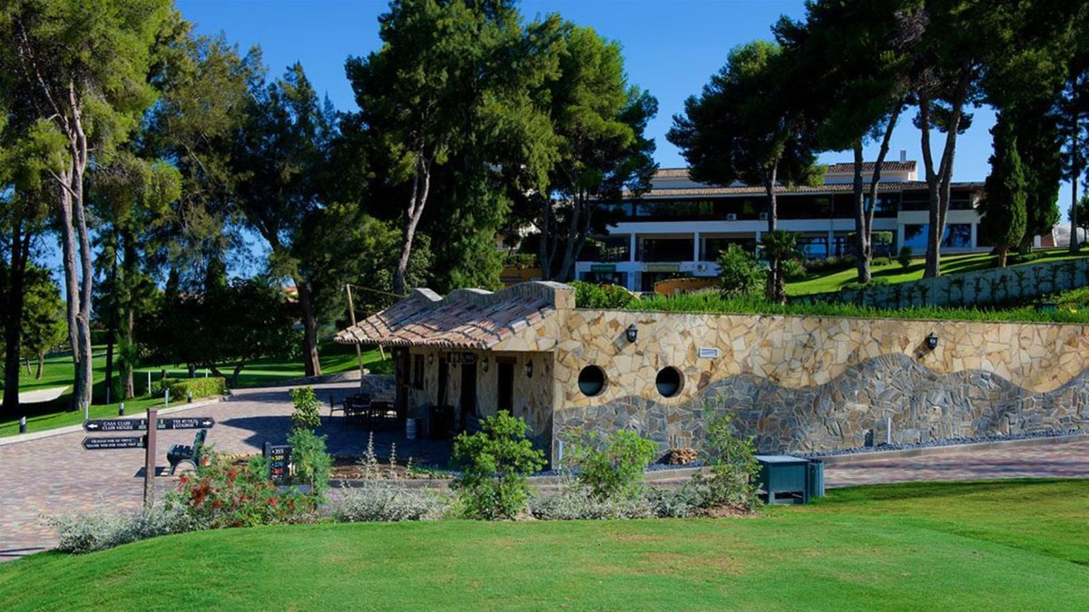 Te koop Herenhuis Costa Del Sol Atalaya € 375.000,-