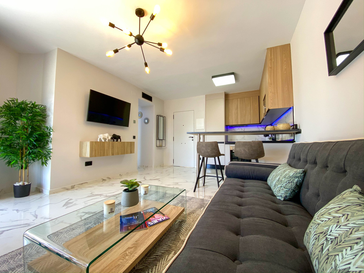 Te koop Herenhuis Costa Del Sol Atalaya € 375.000,-