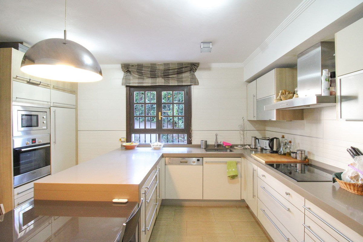 Te koop Vrijstaande Villa Costa Del Sol Estepona € 1.550.000,-