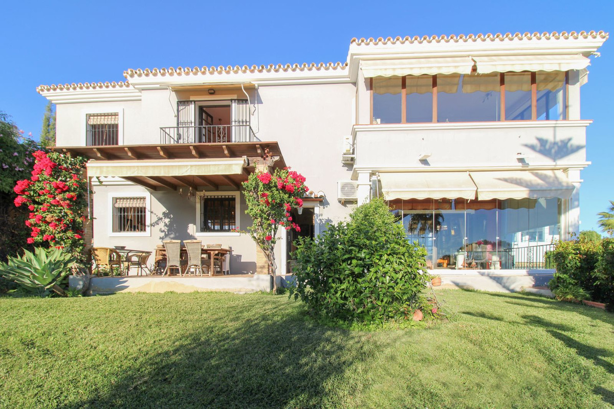 Te koop Vrijstaande Villa Costa Del Sol Estepona € 1.550.000,-