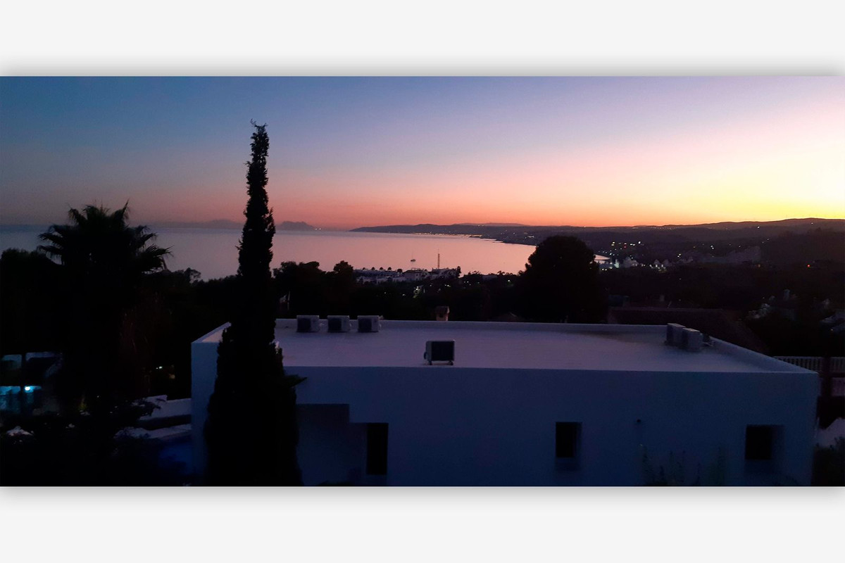 Te koop Vrijstaande Villa Costa Del Sol Estepona € 1.550.000,-