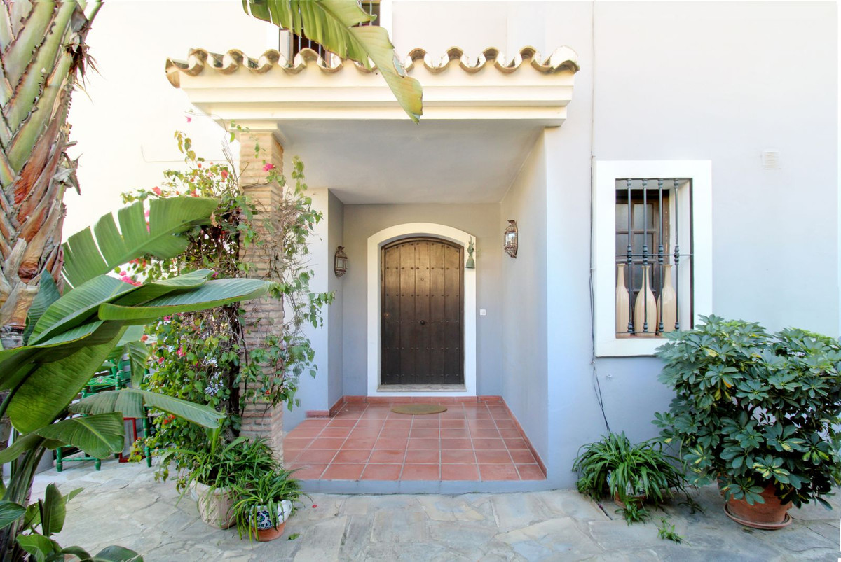 Te koop Vrijstaande Villa Costa Del Sol Estepona € 1.550.000,-