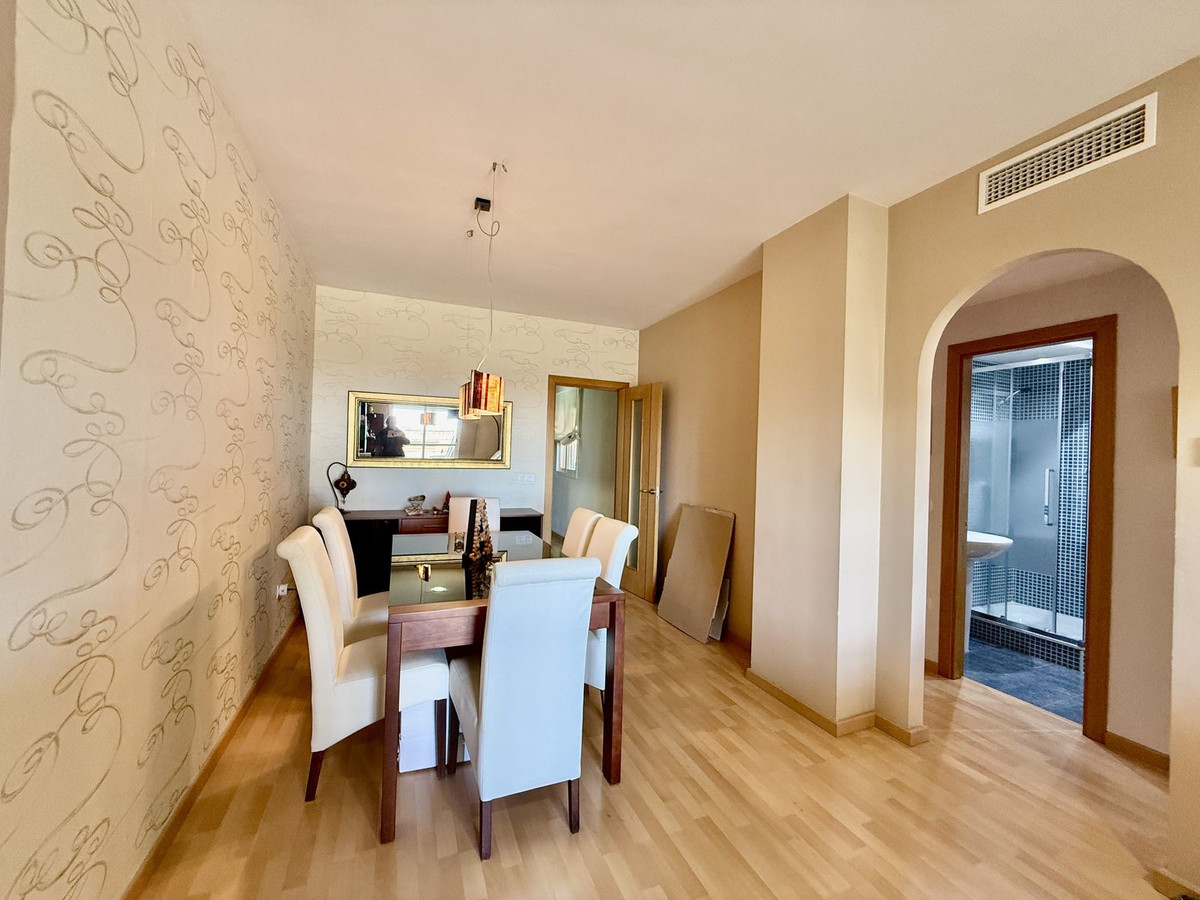 Te koop Middle Floor Apartment Costa Del Sol Benalmadena Pueblo € 310.000,-