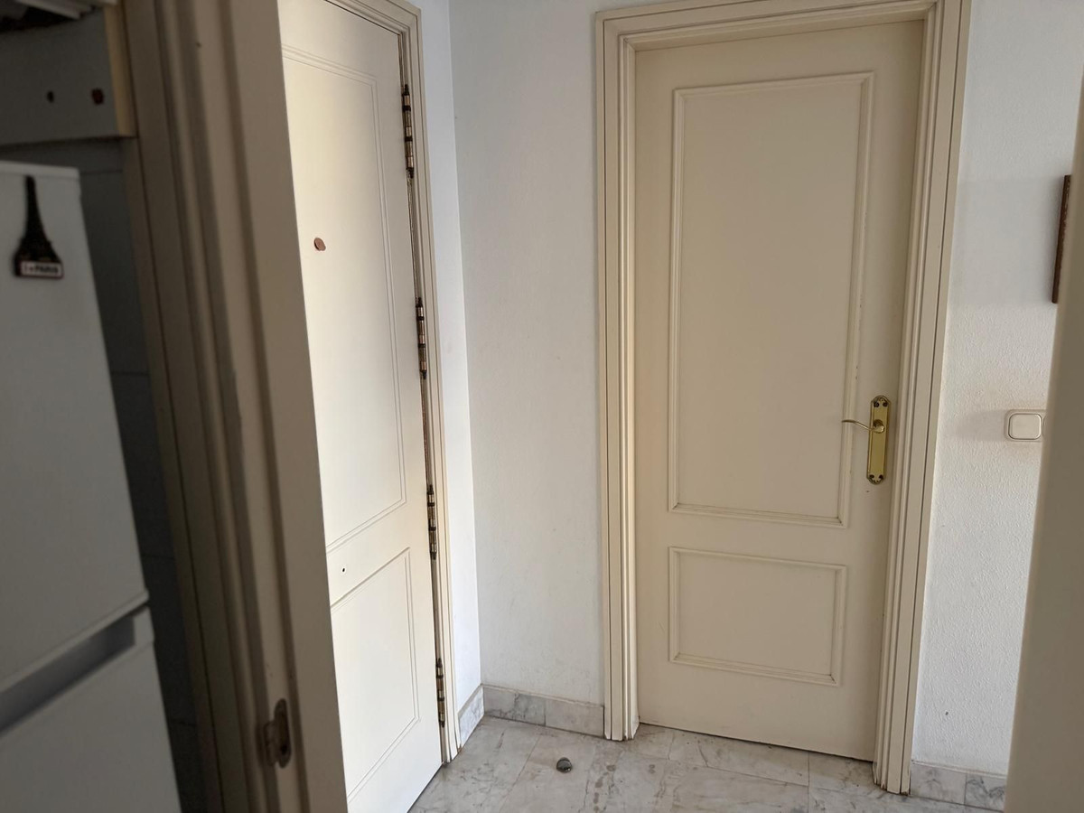 Te koop Middle Floor Apartment Costa Del Sol Puerto Banús € 465.000,-