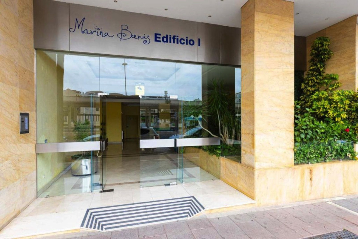 Te koop Middle Floor Apartment Costa Del Sol Puerto Banús € 465.000,-