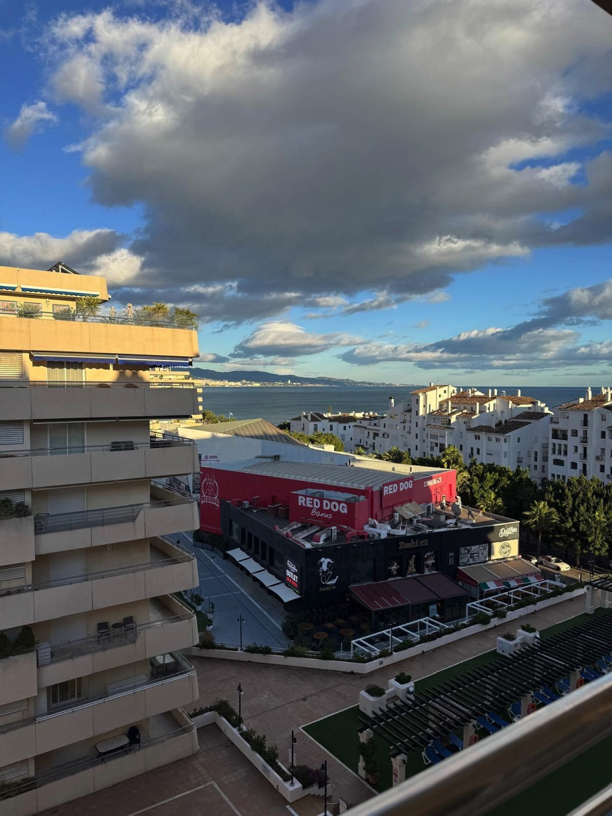 Te koop Middle Floor Apartment Costa Del Sol Puerto Banús € 465.000,-