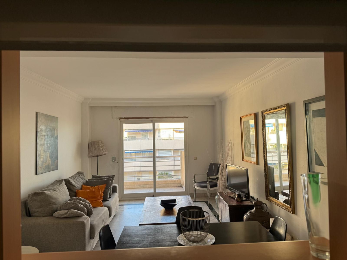 Te koop Middle Floor Apartment Costa Del Sol Puerto Banús € 465.000,-