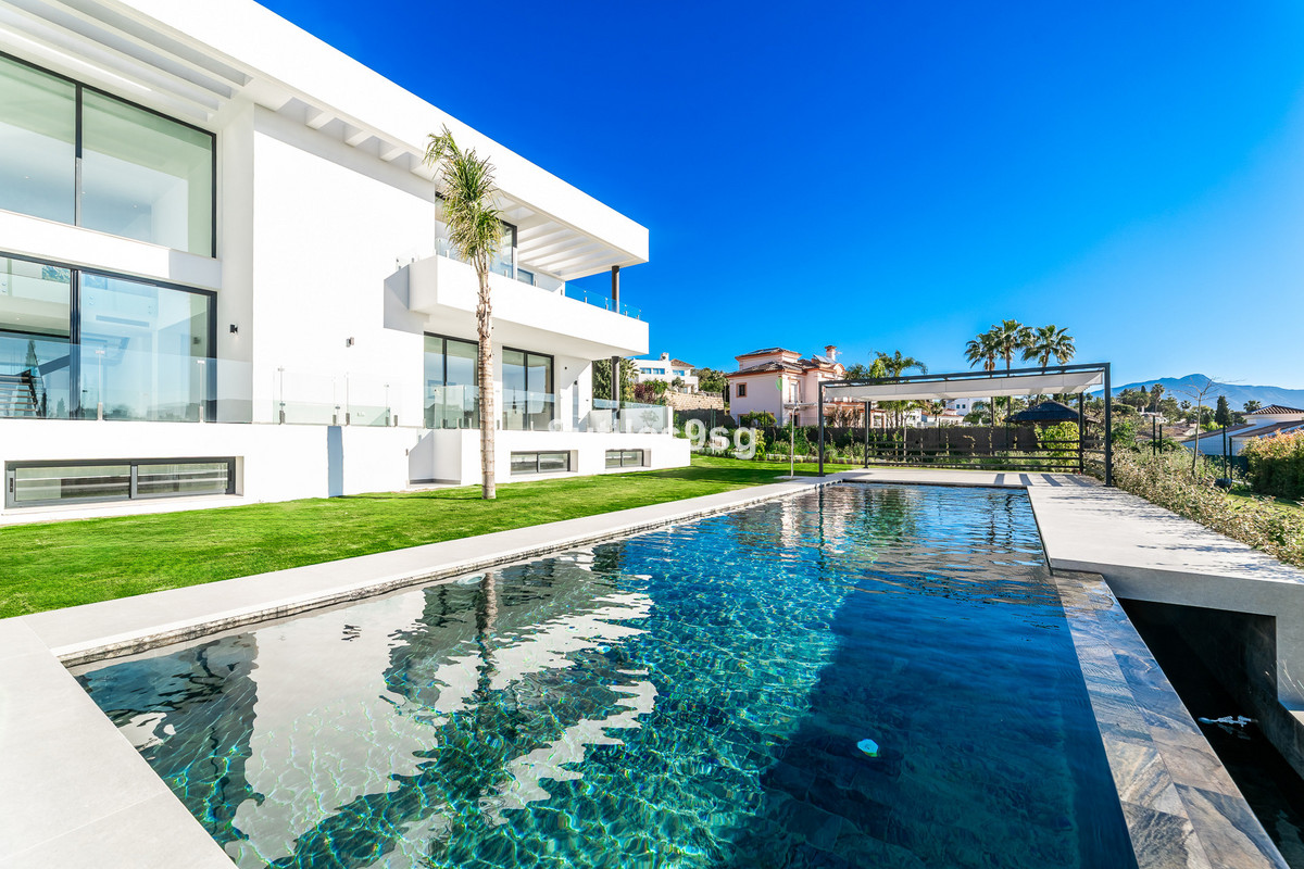 Te koop Vrijstaande Villa Costa Del Sol Benahavís € 3.990.000,-