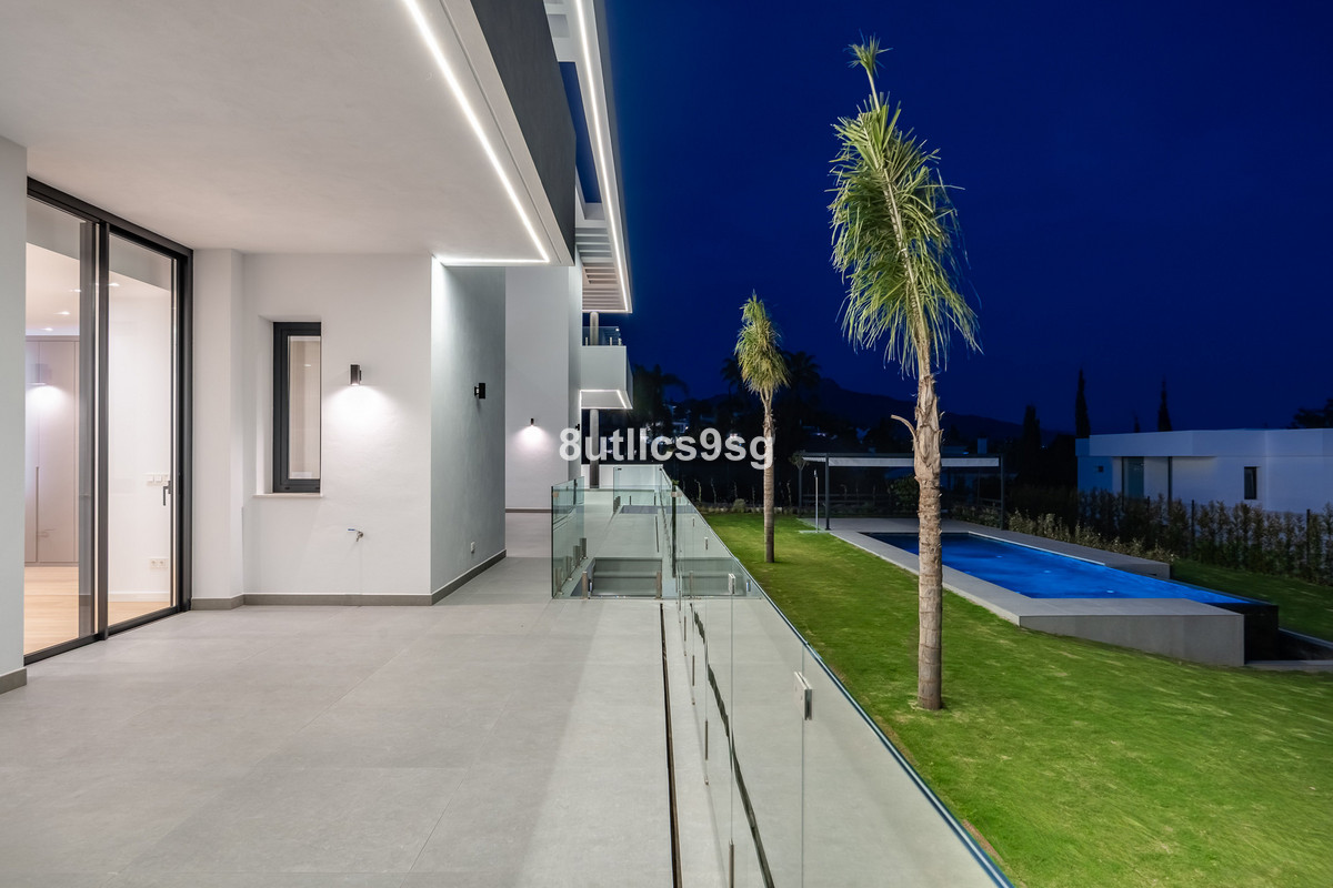 Te koop Vrijstaande Villa Costa Del Sol Benahavís € 3.990.000,-