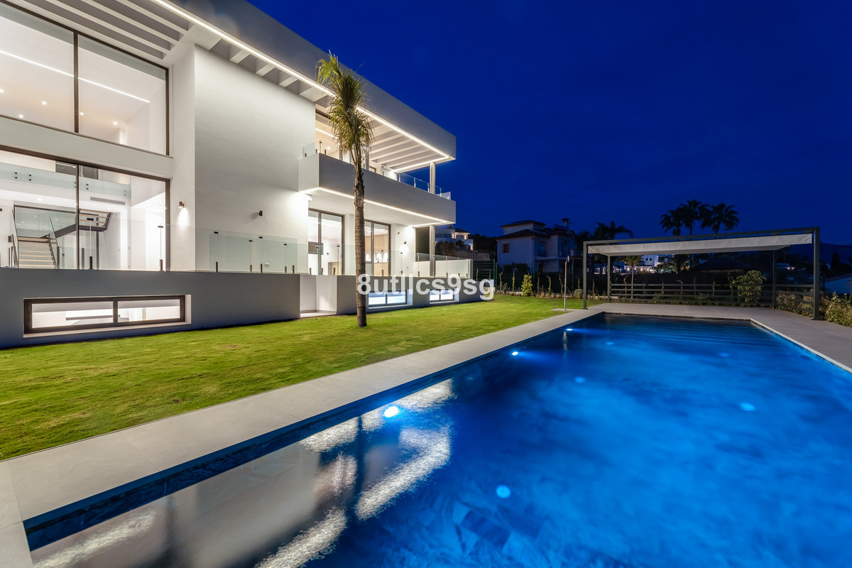 Te koop Vrijstaande Villa Costa Del Sol Benahavís € 3.990.000,-