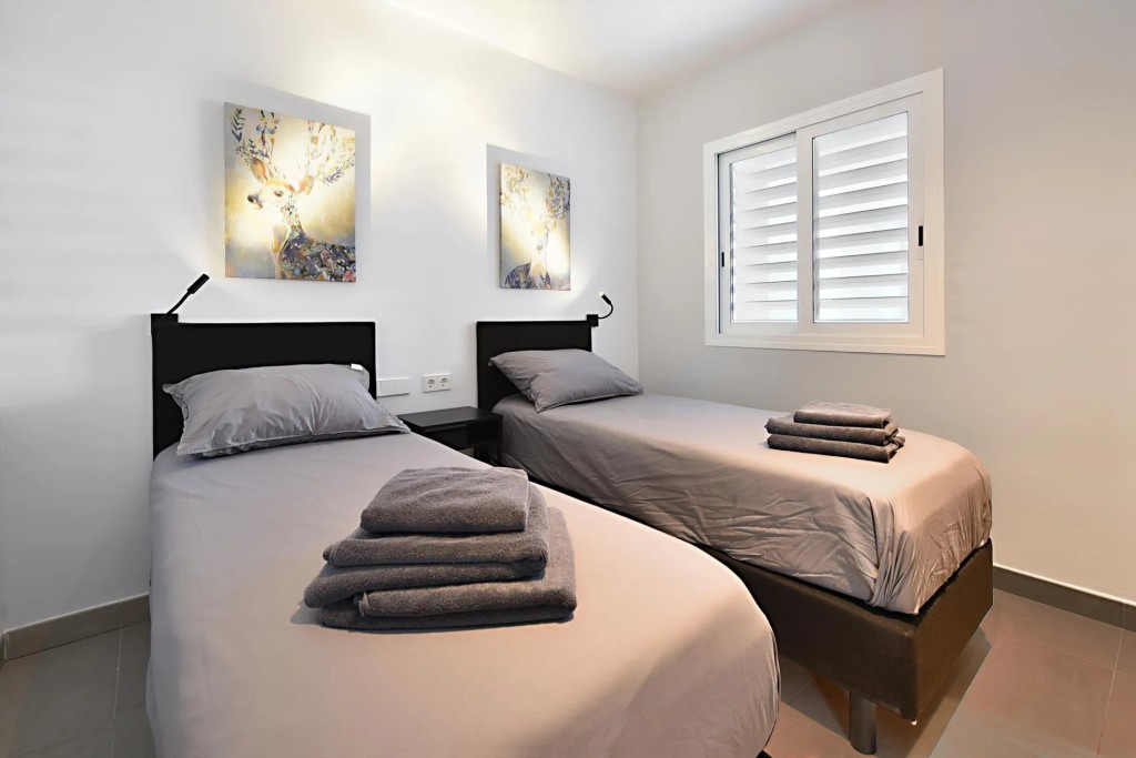 Te koop Middle Floor Apartment Costa Del Sol Fuengirola € 695.000,-