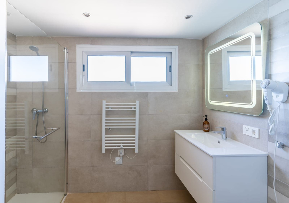 Te koop Middle Floor Studio Costa Del Sol Calahonda € 295.000,-