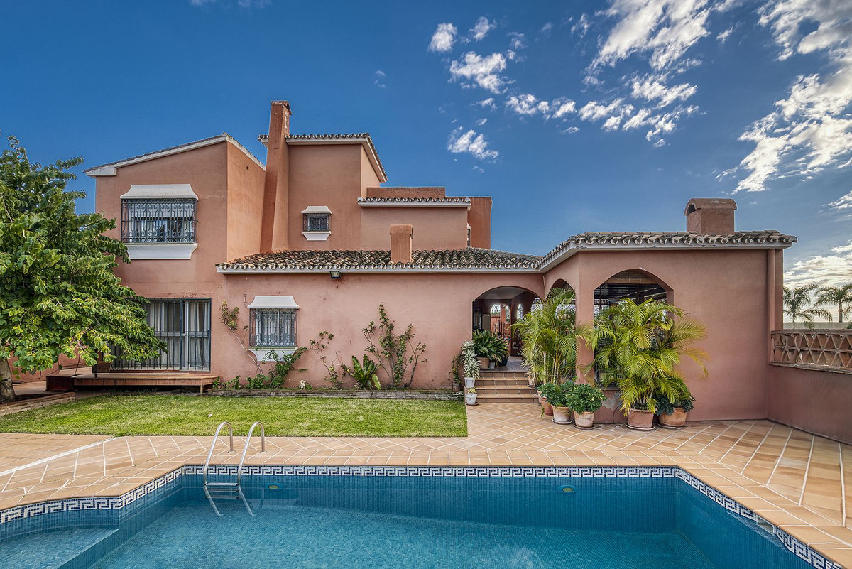 Te koop Vrijstaande Villa Costa Del Sol Marbella € 1.150.000,-