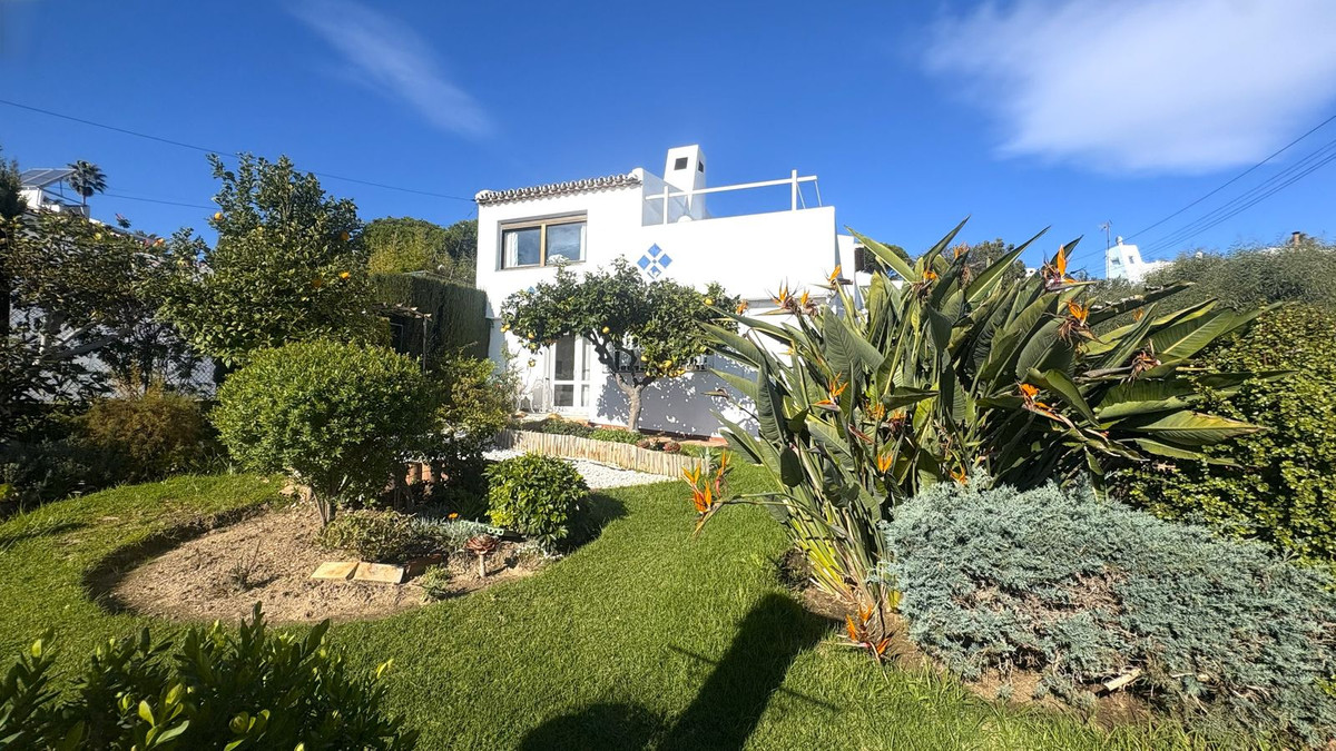 Te koop Vrijstaande Villa Costa Del Sol Casares Playa € 369.500,-