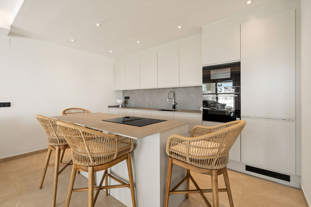 Te koop Herenhuis Costa Del Sol Santa Clara € 1.180.000,-