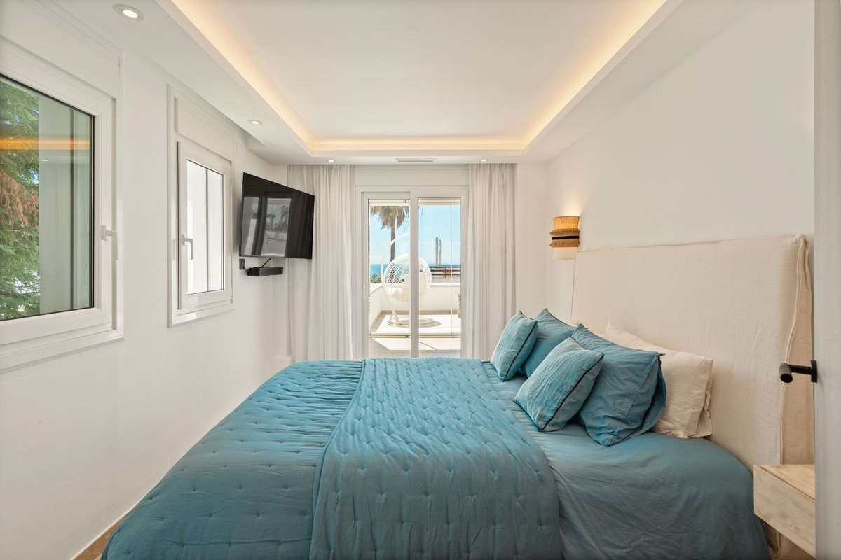Te koop Herenhuis Costa Del Sol Santa Clara € 1.180.000,-