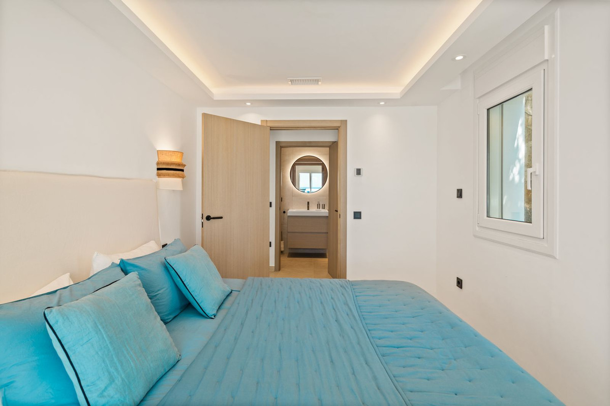 Te koop Herenhuis Costa Del Sol Santa Clara € 1.180.000,-