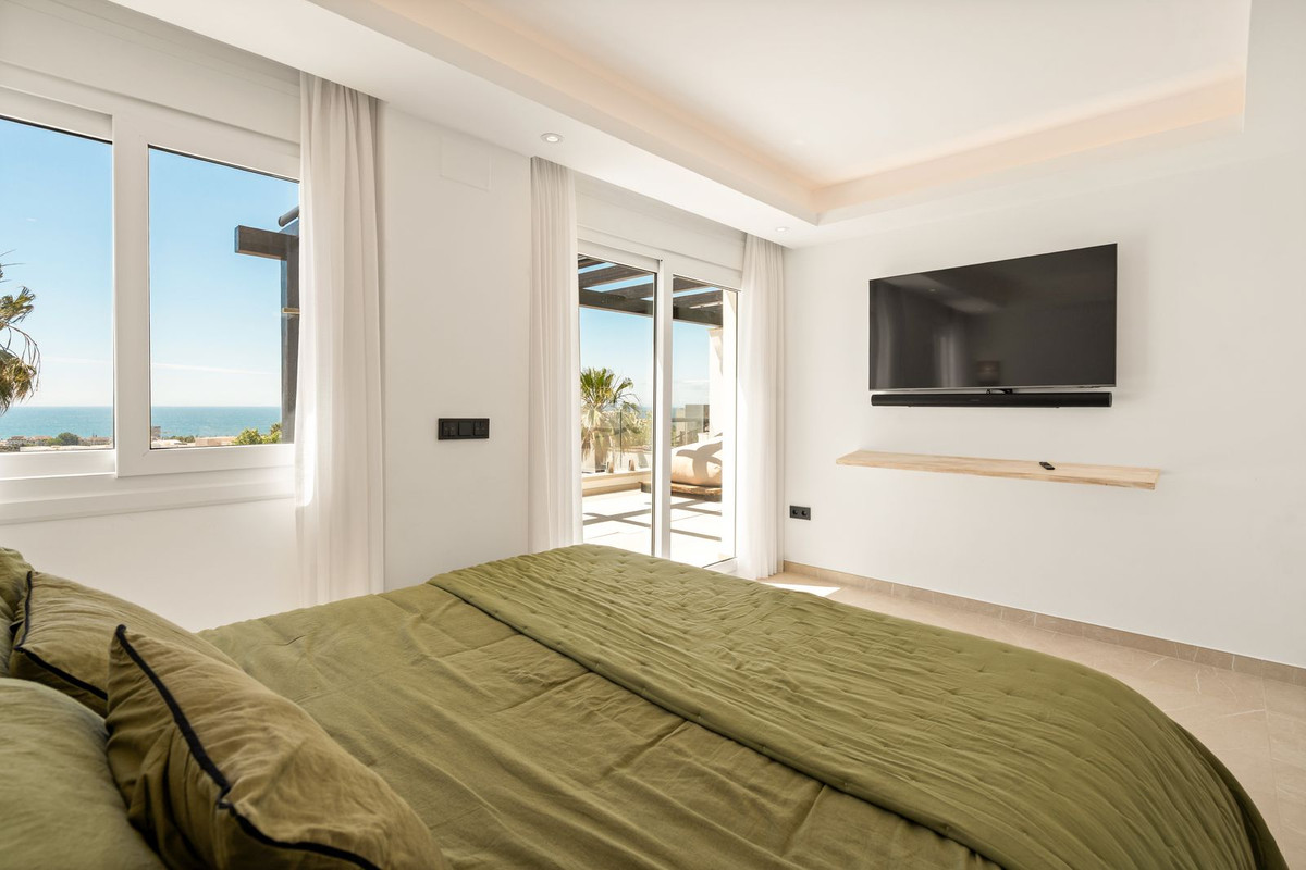 Te koop Herenhuis Costa Del Sol Santa Clara € 1.180.000,-