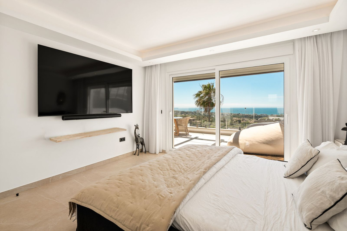 Te koop Herenhuis Costa Del Sol Santa Clara € 1.180.000,-