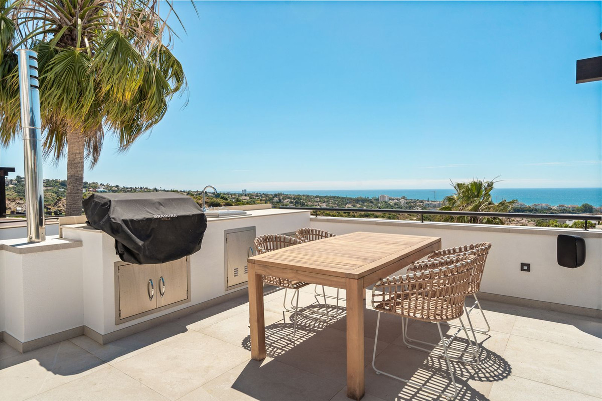 Te koop Herenhuis Costa Del Sol Santa Clara € 1.180.000,-